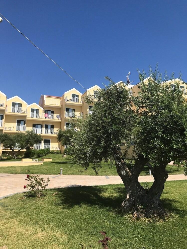 Lassi Hotel Εξωτερικό φωτογραφία
