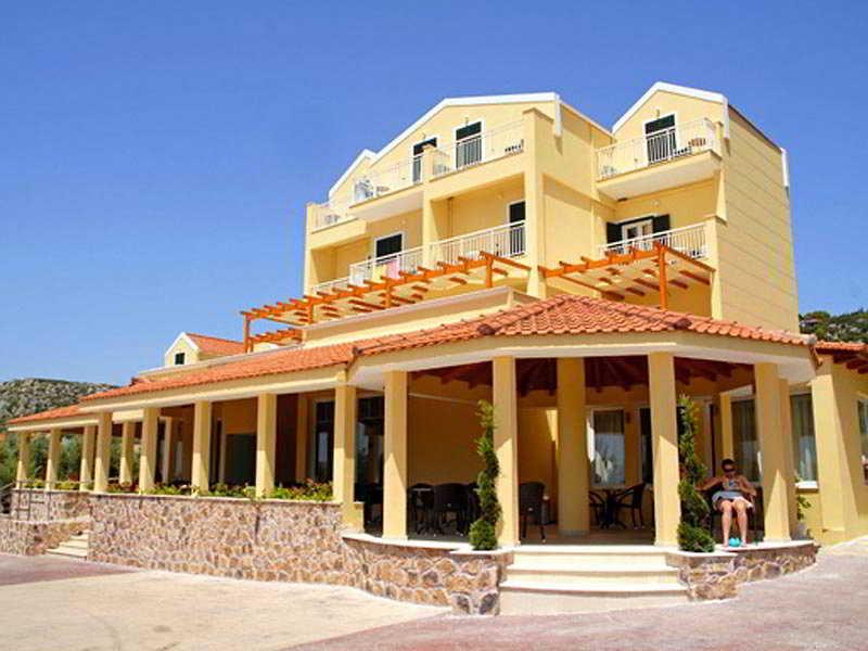 Lassi Hotel Εξωτερικό φωτογραφία